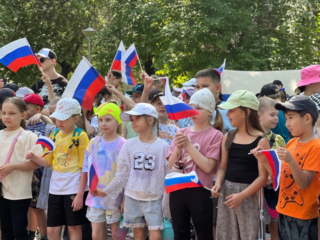 10 июня .